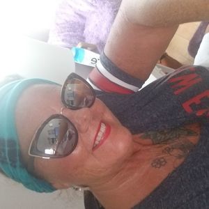 Meet your Posher, Debra